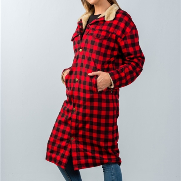 ON WAY ITEM! FAUX FUR FILLED PLAID COAT! - Picture 3 of 4